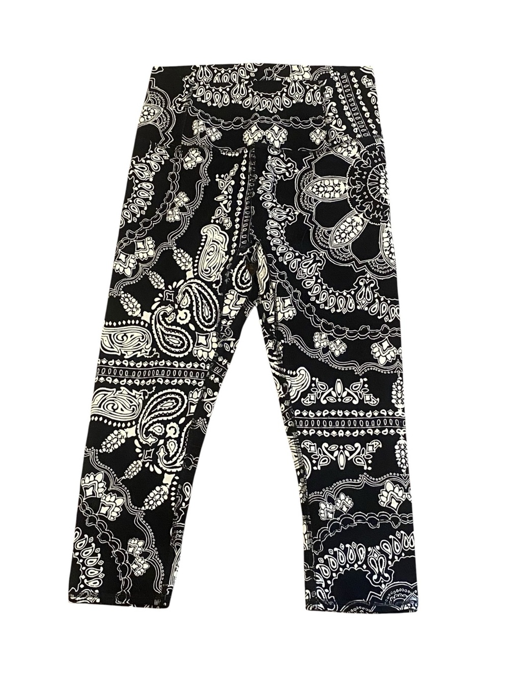 NWT FP Movement by Free People Black & White Paisley Bandana Leggings